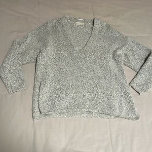 V-Neck Sweater (oversized)